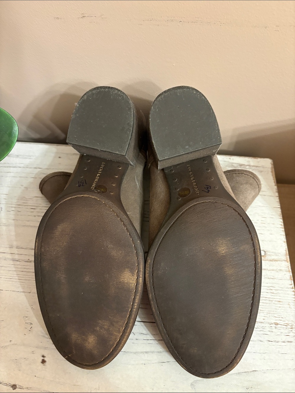 Lucky Brand Taupe Suede Ankle Booties Size 10 - Picture 5 of 7